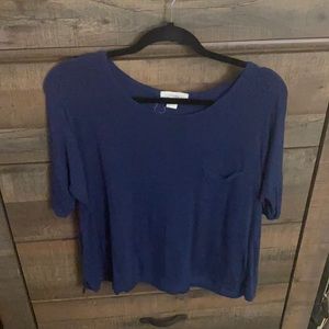 Women’s Cropped T-shirt